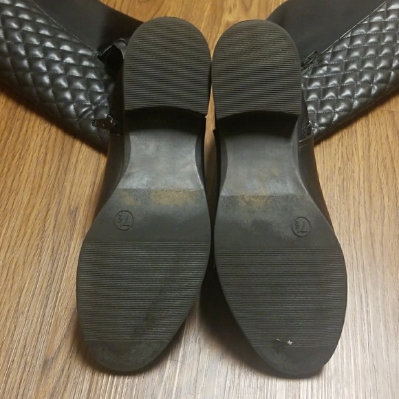 Black Boots - Picture 5 of 5